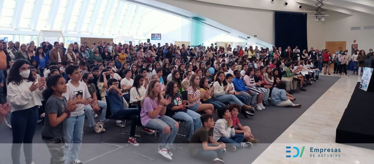 xr:d:DAFGR_7B5G0:6,j:31531076398,t:22072611